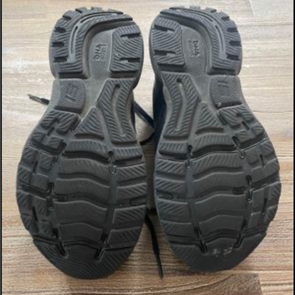 Brooks Women’s Ghost 15 running sneakers - Picture 3 of 5